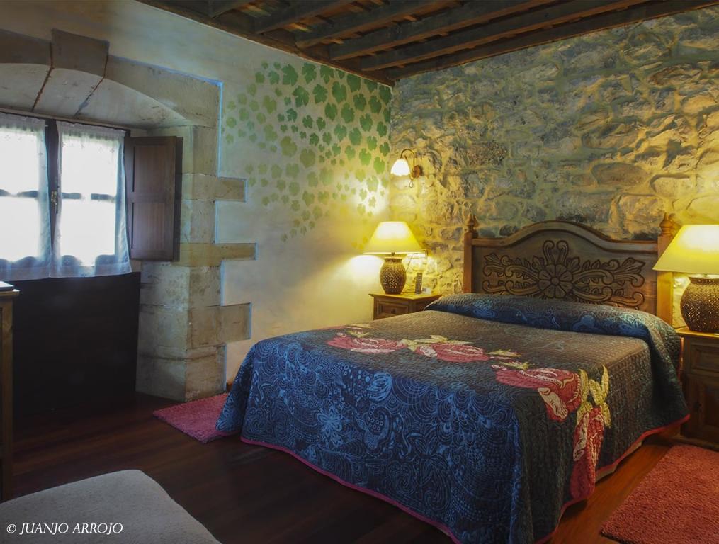 Hotel Rural Sucuevas (Adults Only) Льяно-Кон Номер фото